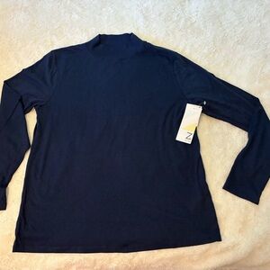 Z by Zella Navy blue Long Sleeve in Size M NEW with Tags